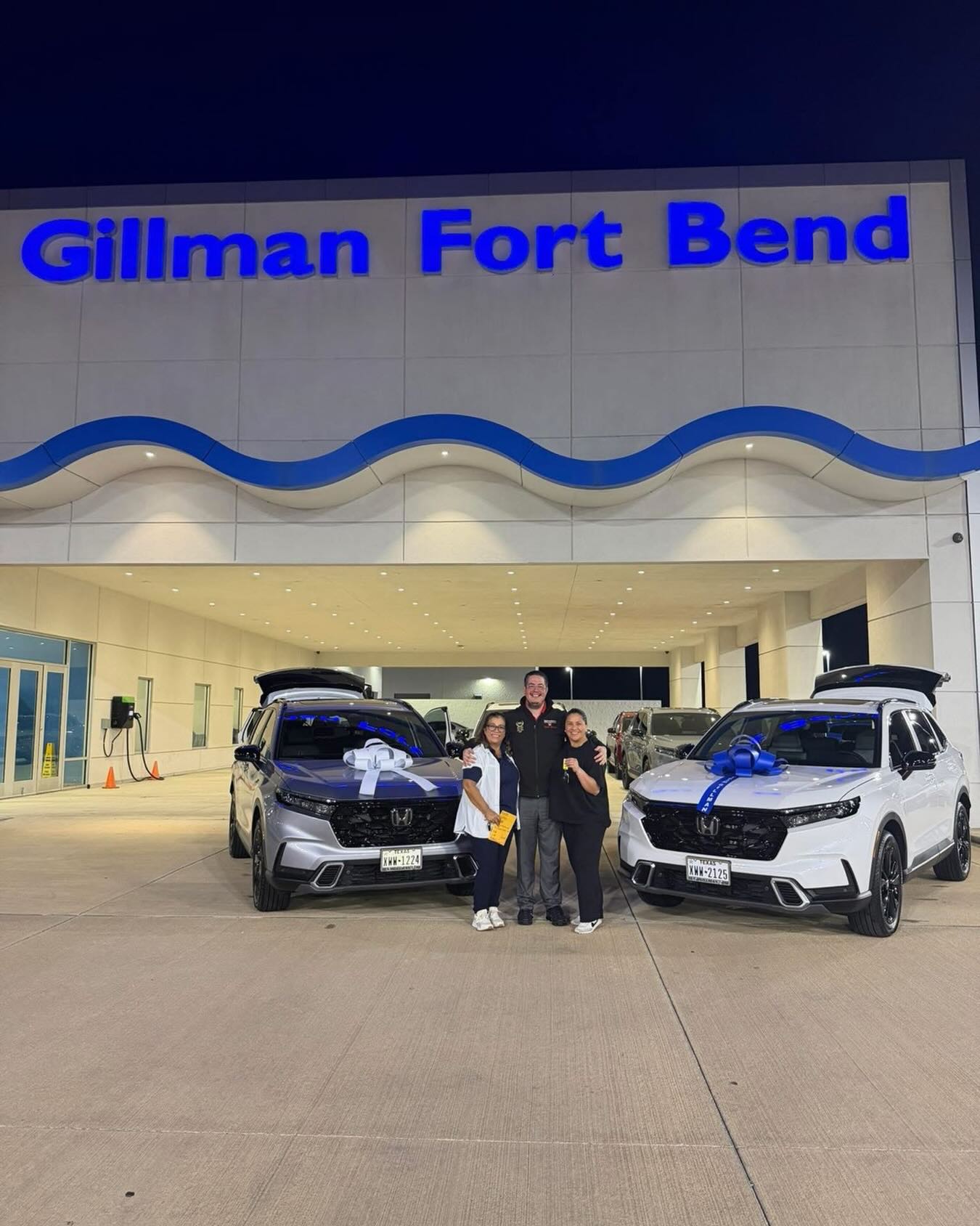 Blue and White bows- we love them!