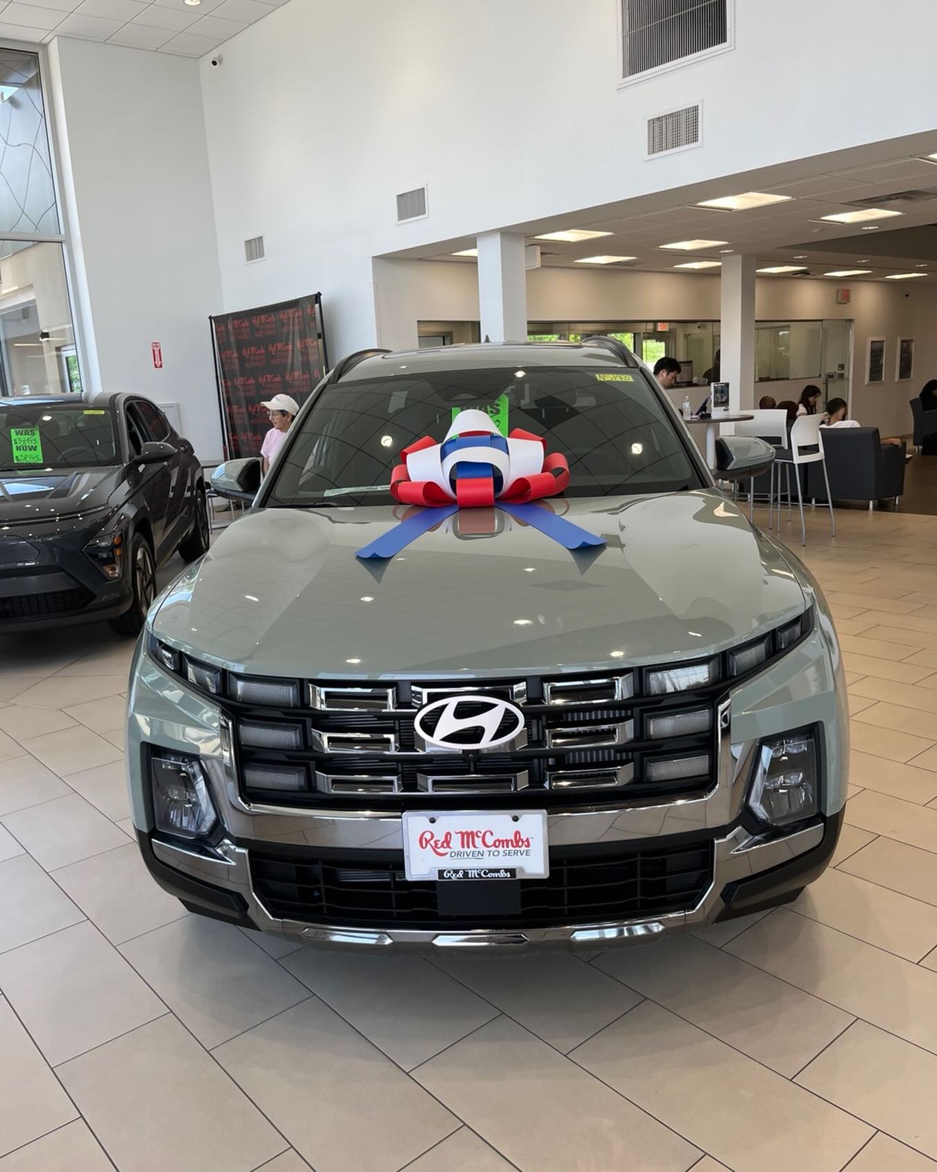 Red McCombs Hyundai is ready for the holiday weekend!! Red White Blue we see you!! 🇺🇸#redmccombshyundai